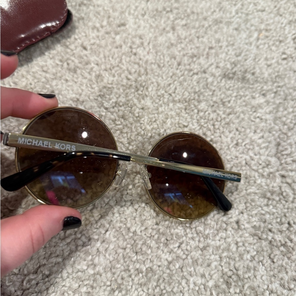 Michael Kors Cho MK5020 119313 Gold & Brown Round Sunglasses with Case - Picture 3 of 5